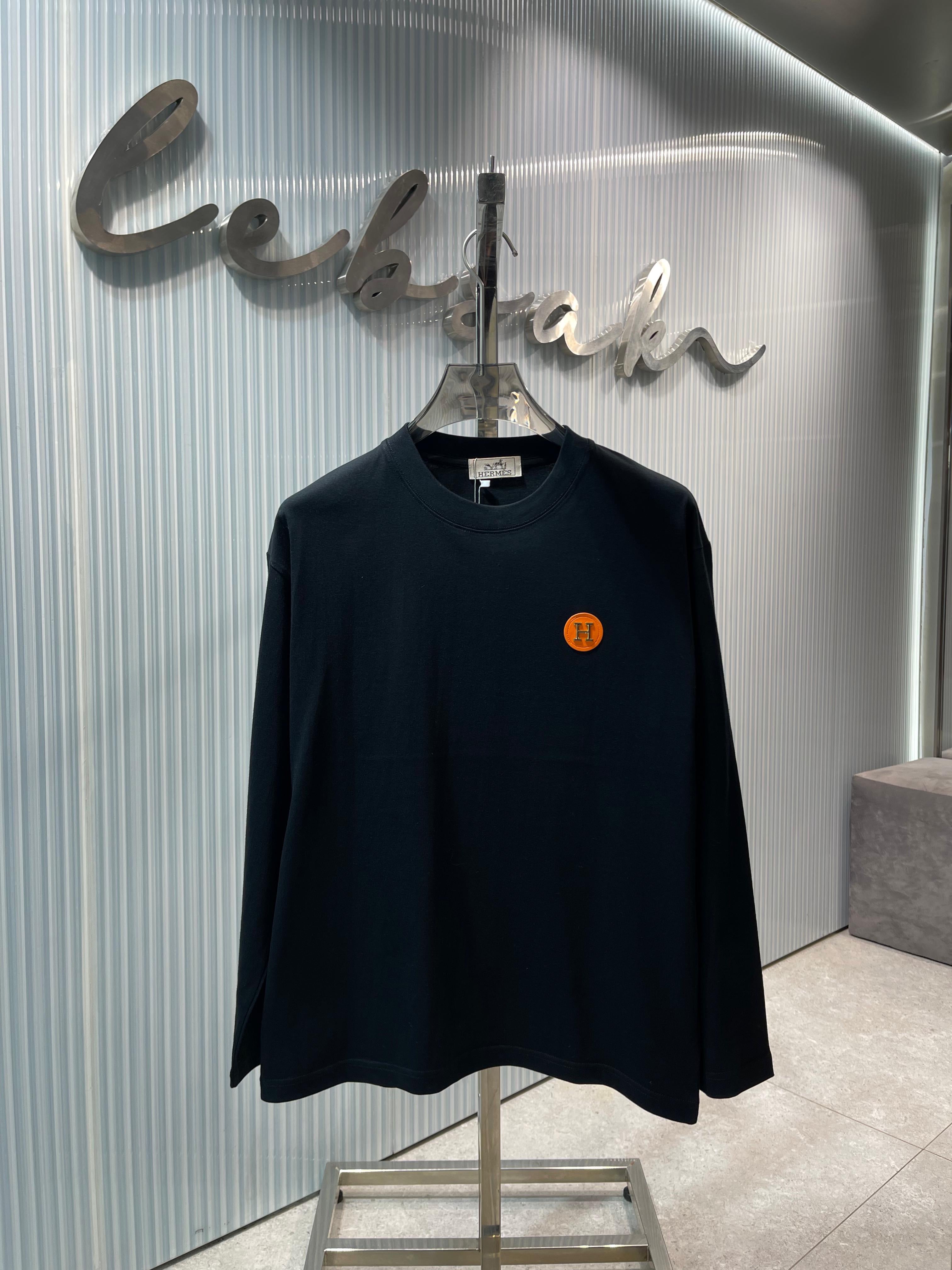 Hermes Long Sleeve T-Shirt - Black