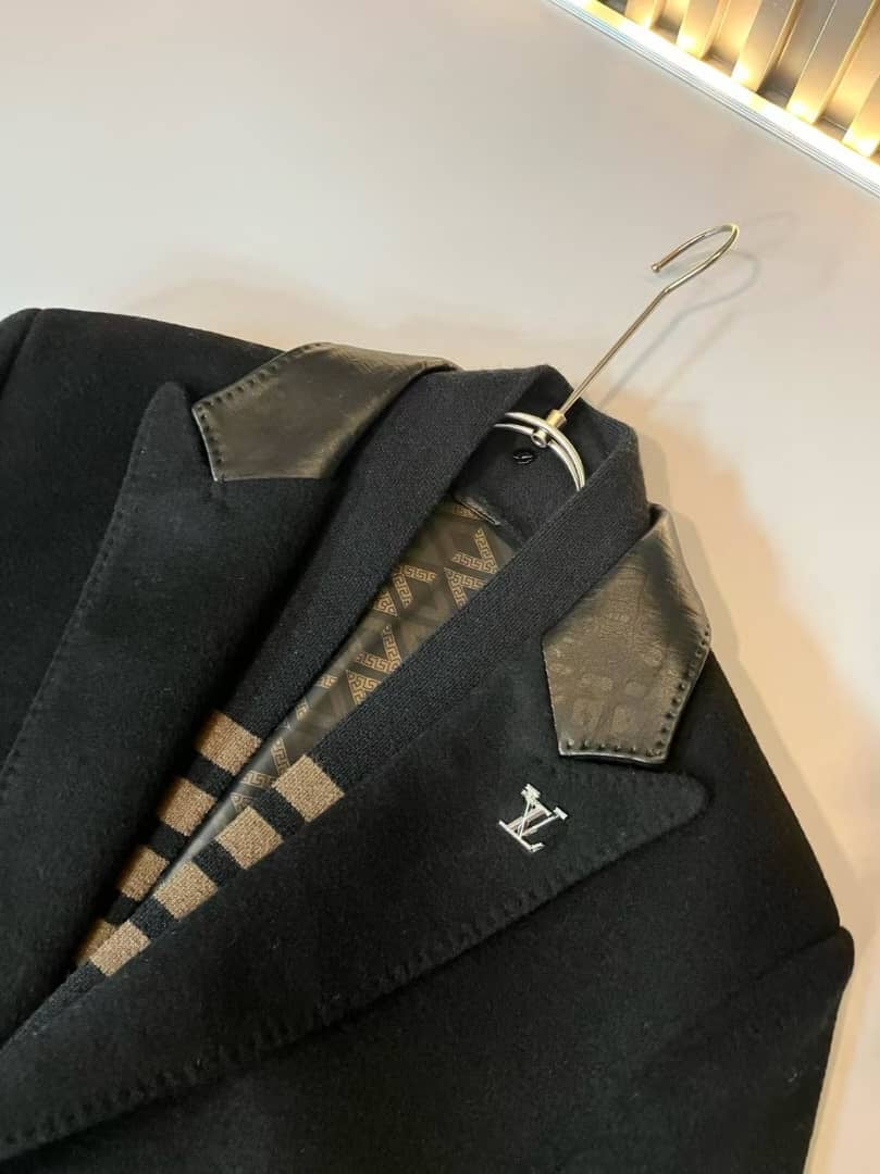 Louis Vuitton Men's Wool Black Overcoat