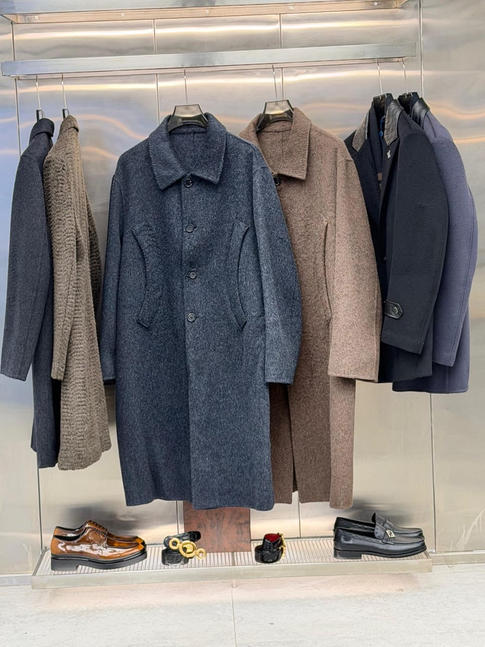 Men's Contemporary Wool Overcoat