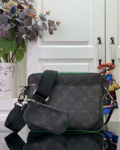 Louis Vuitton - Trio Multi-Pouch Bag - Ltd Ed