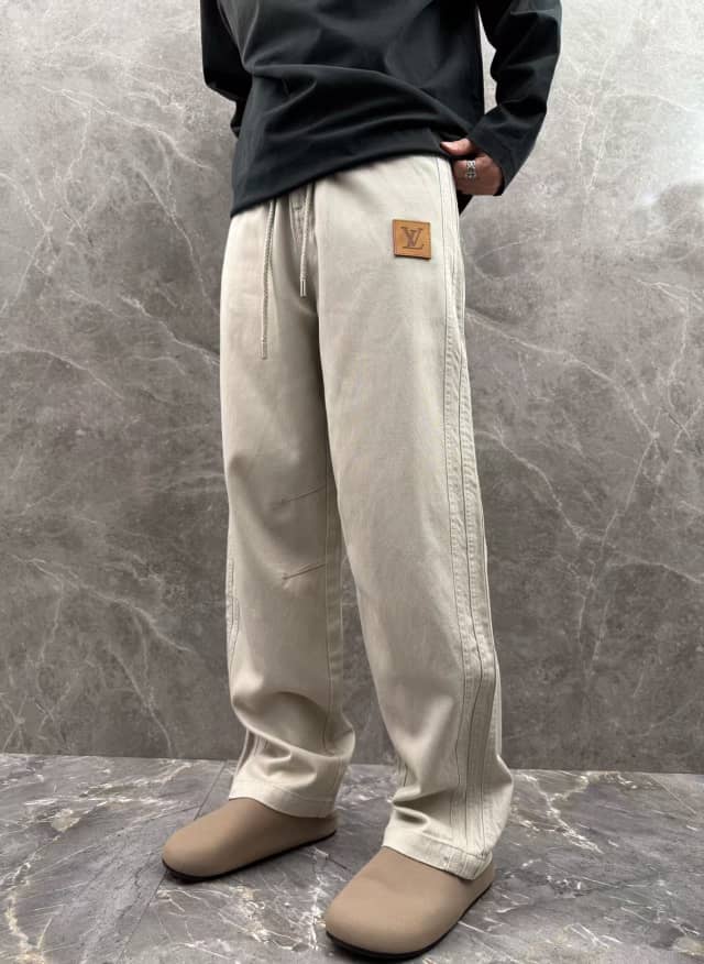 Louis Vuitton Relaxed Pleated Pants