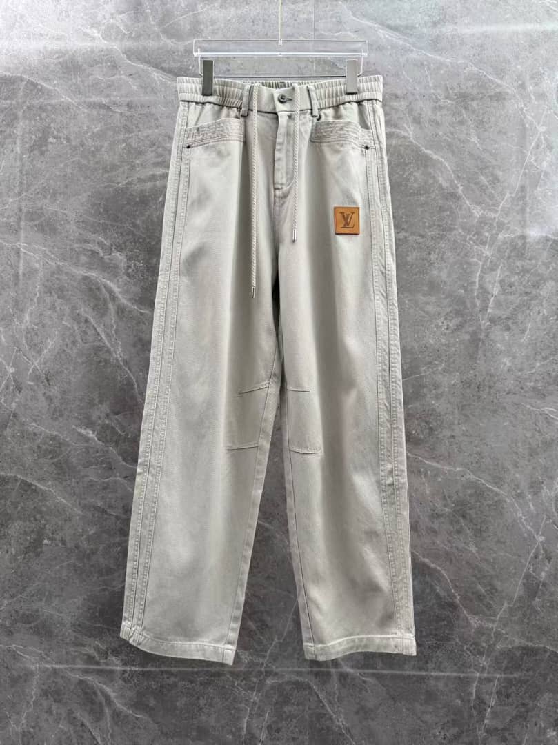 Louis Vuitton Relaxed Pleated Pants