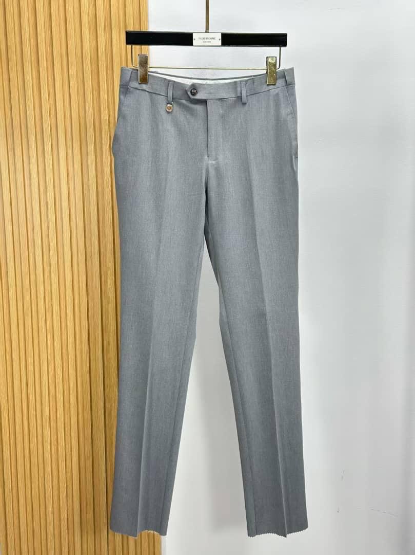Zegna Light Grey Two-Button Tailored Suit with Pocket Square