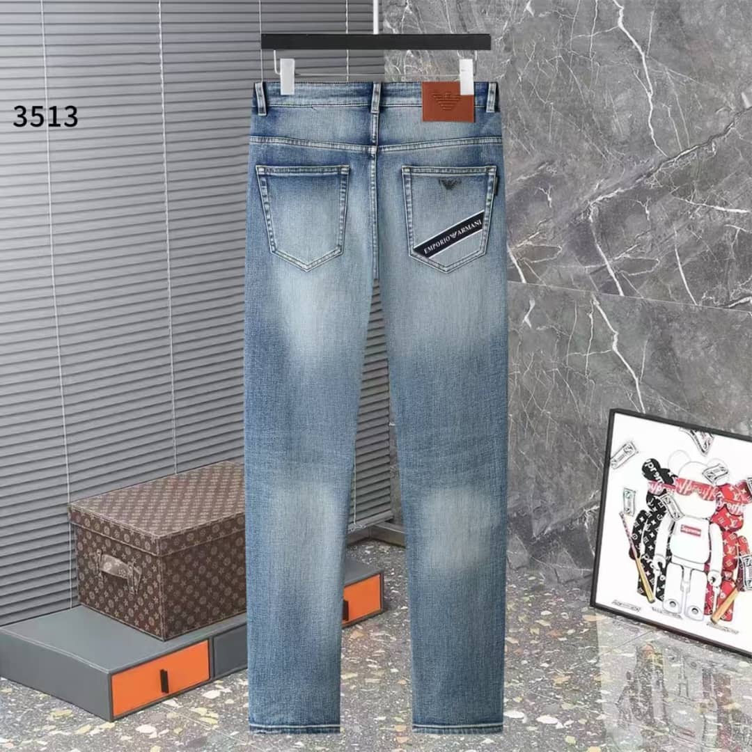 Emporio Armani - Straight-Leg Denim Light Wash Jeans