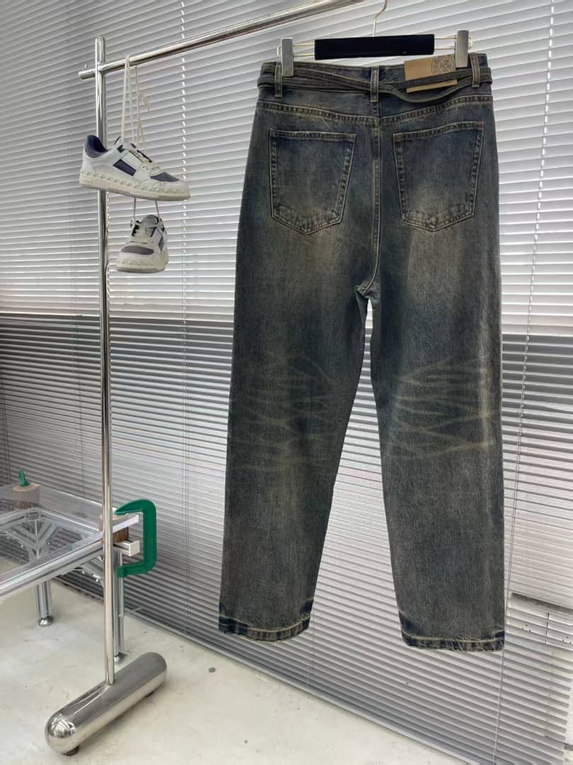 Distressed Dark Wash Straight-Leg Denim Jeans