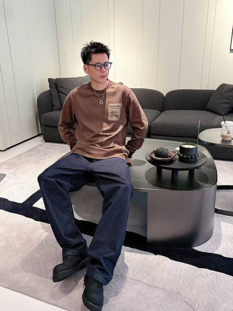 Burberry - Long Sleeve Brown T-Shirt