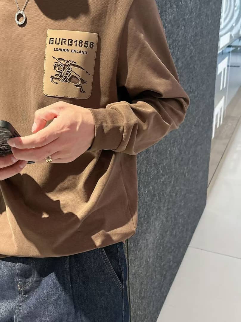 Burberry - Long Sleeve Brown T-Shirt