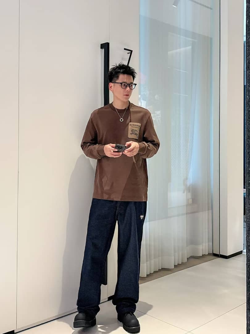 Burberry - Long Sleeve Brown T-Shirt