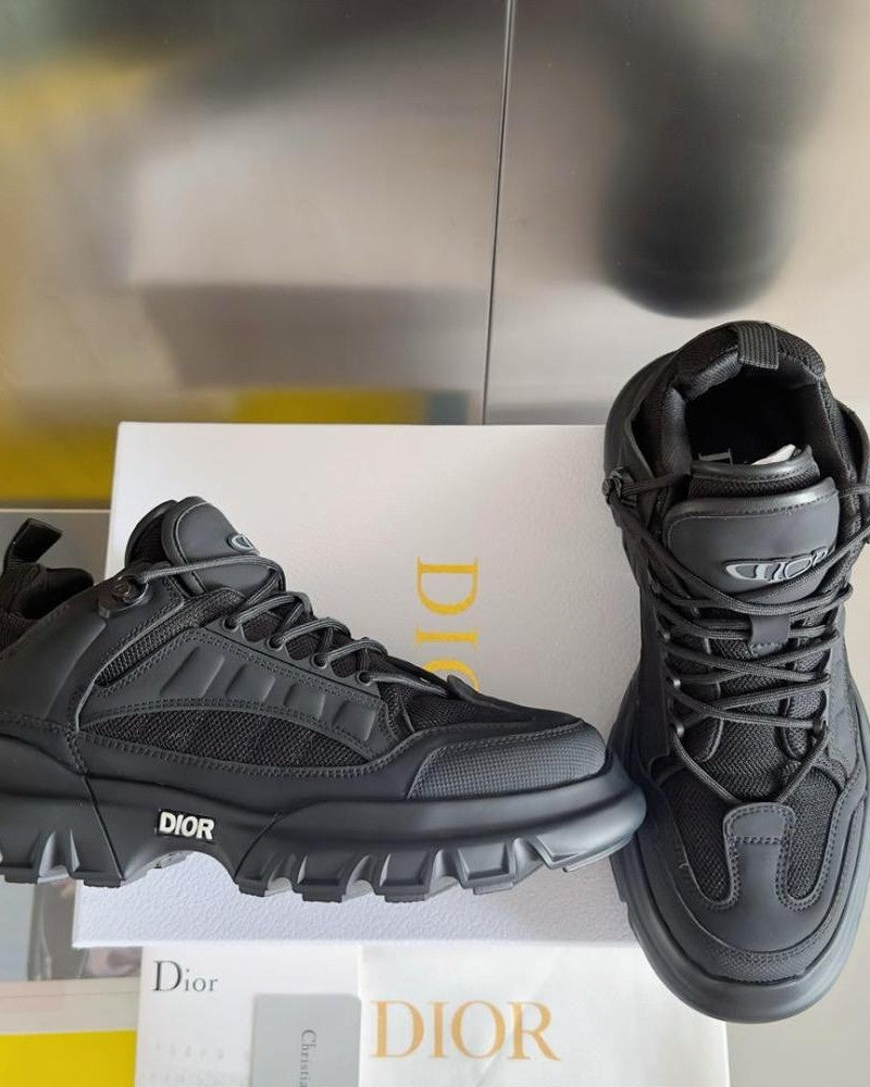 Dior - Men's B22 Technical Sneakers in Black