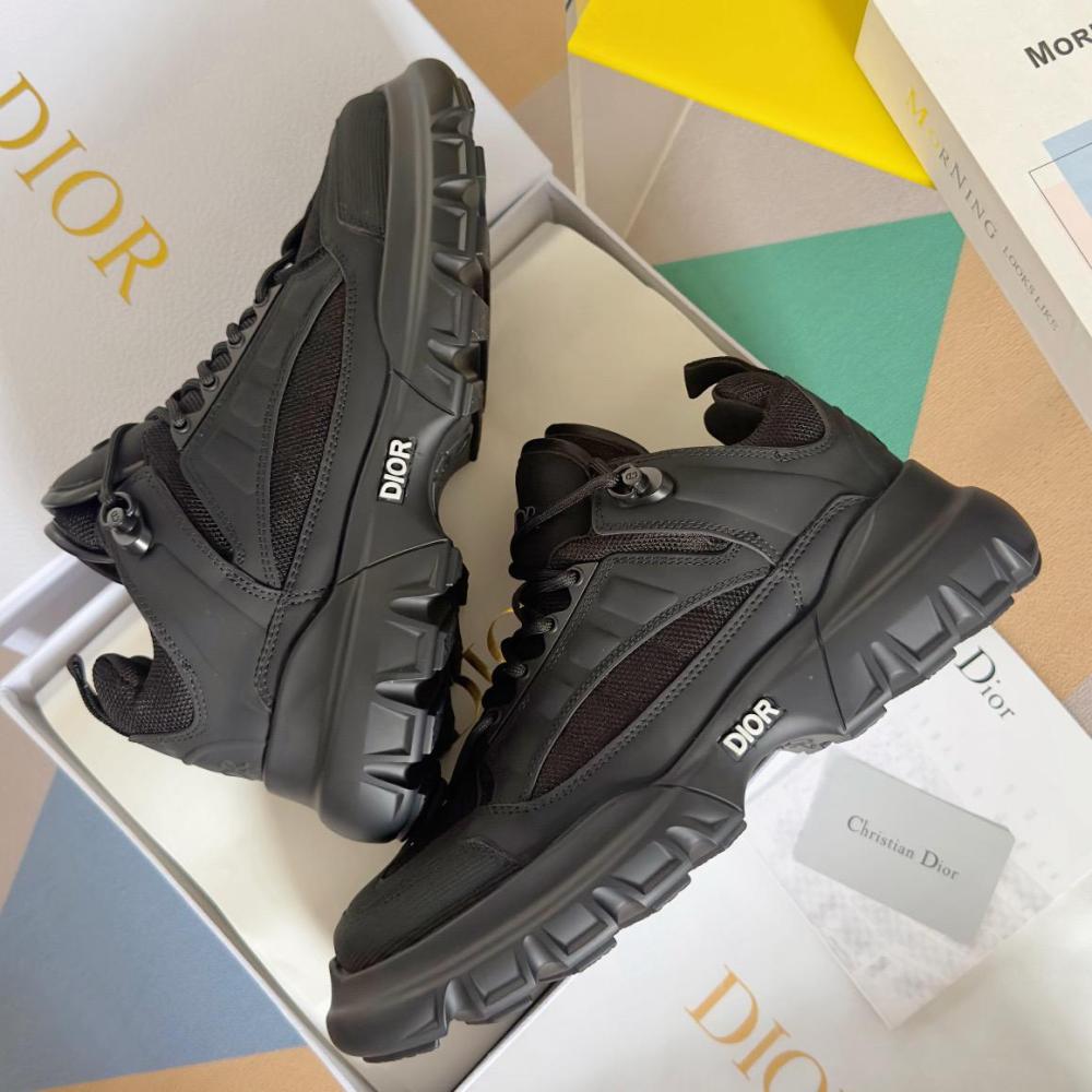 Dior - Men's B22 Technical Sneakers in Black