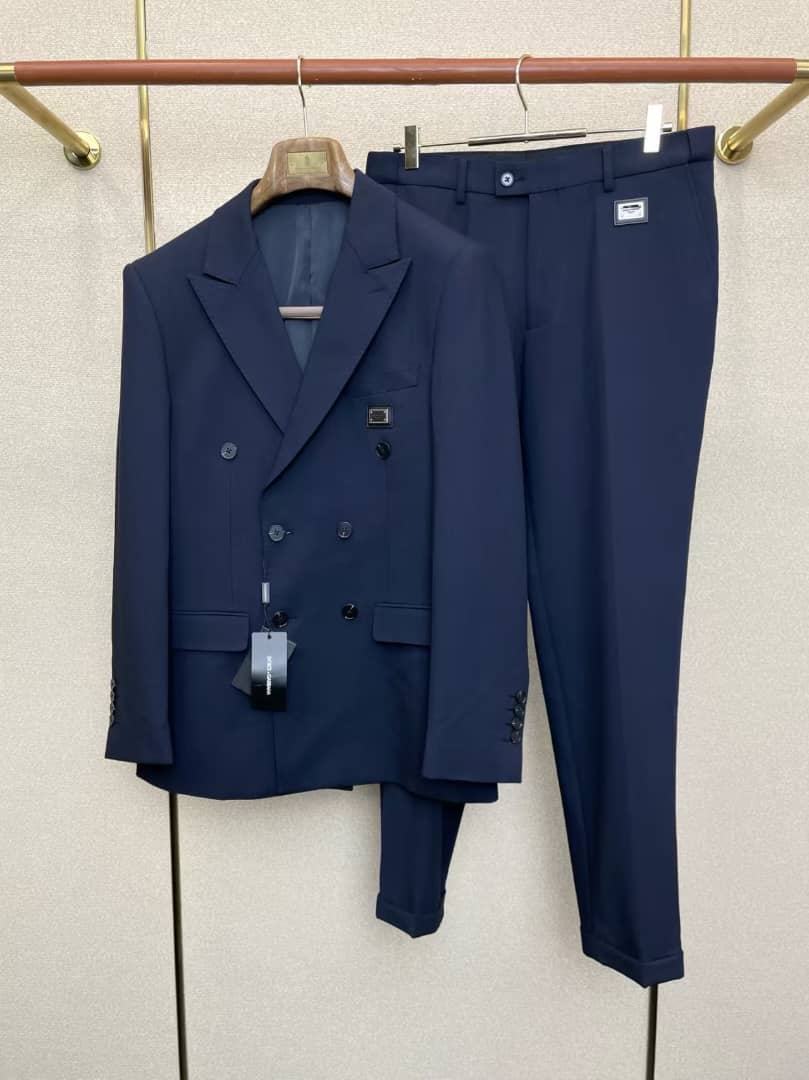 Dolce & Gabbana - Men's Navy Double-Breasted Suit