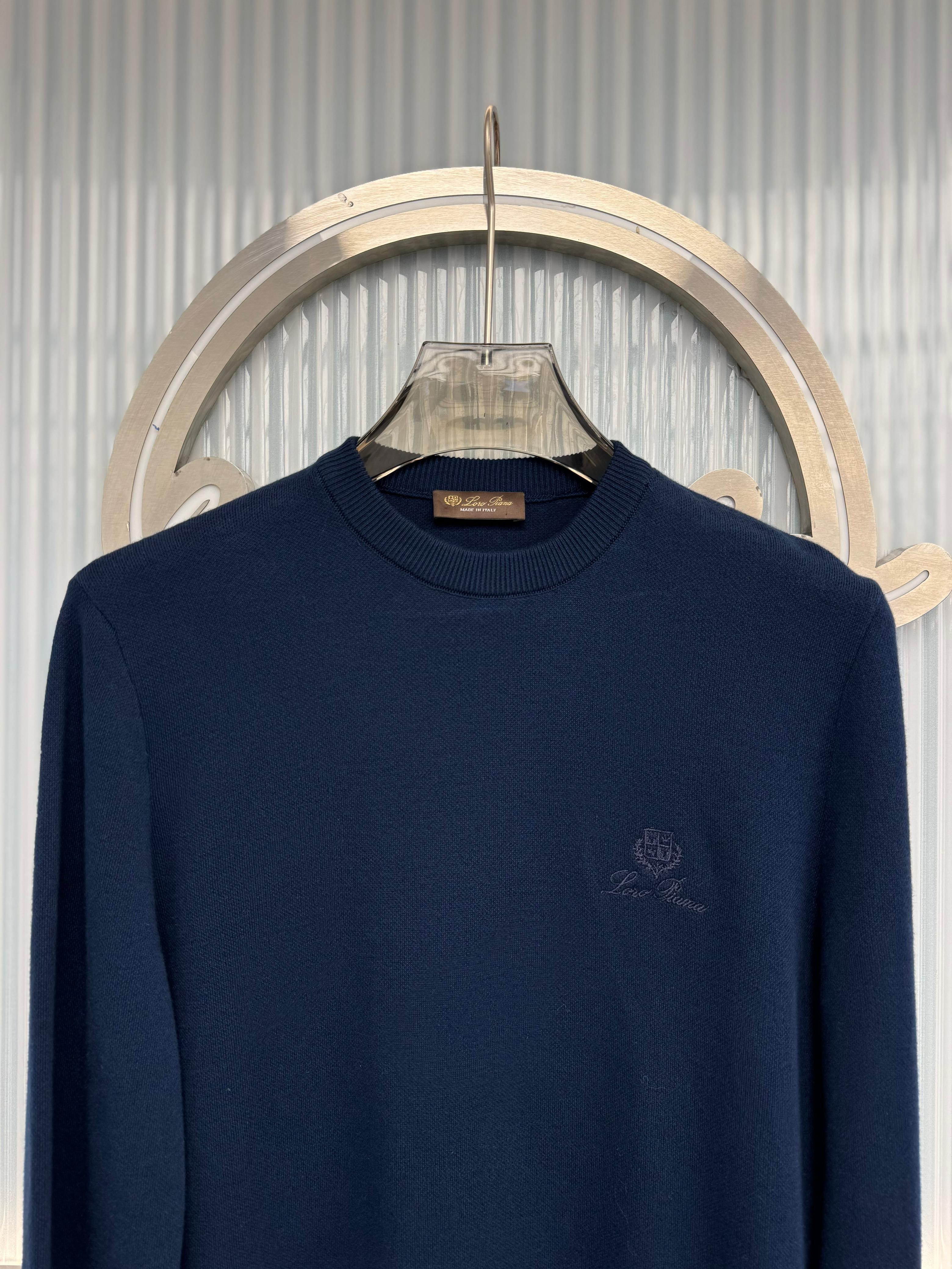 Loro Piana Fine-Gauge Cashmere Crewneck Sweater - Dark Navy