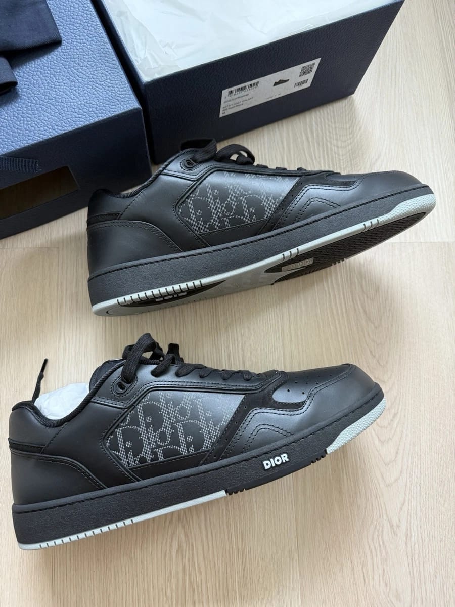 Dior - B27 Low-Top Sneaker - Black Smooth Calfskin & Oblique Galaxy Leather