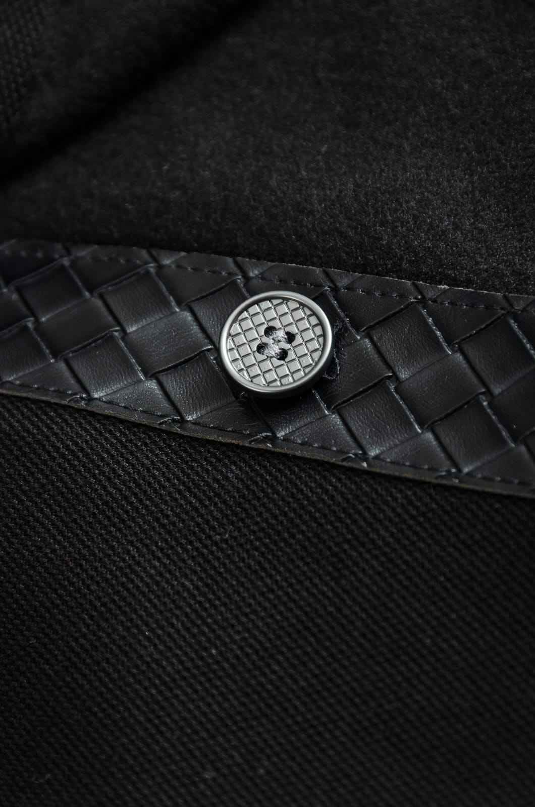 Bottega Veneta - Long-Sleeve Shirt with Intrecciato Leather Pocket Detail