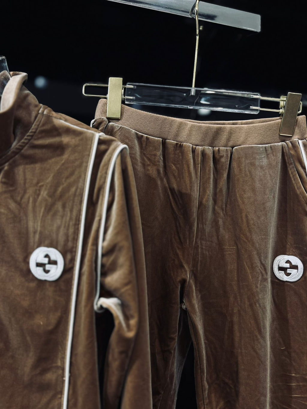 Gucci - Kids Brown Velvet GG Tracksuit Set with White Piping