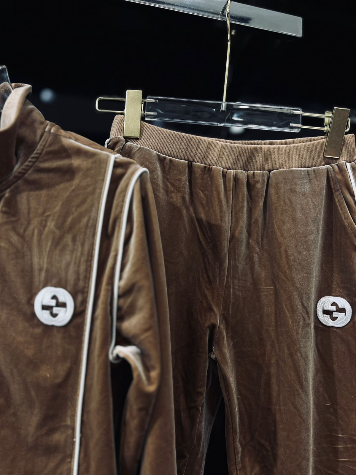 Gucci - Kids Brown Velvet GG Tracksuit Set with White Piping