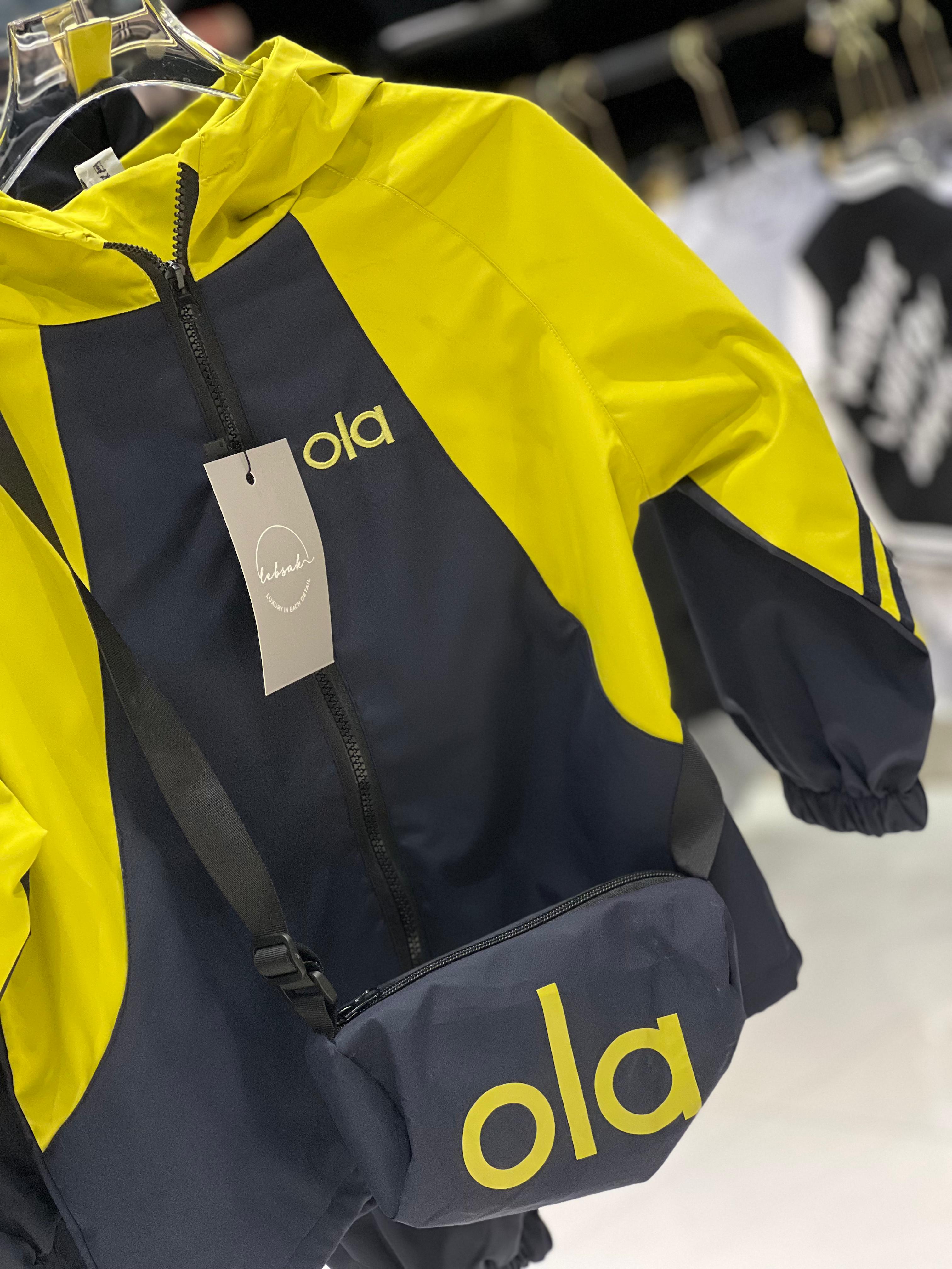 Alo Kids - "Ola" Graphic Tracksuit Set & Bag - Navy/Yellow
