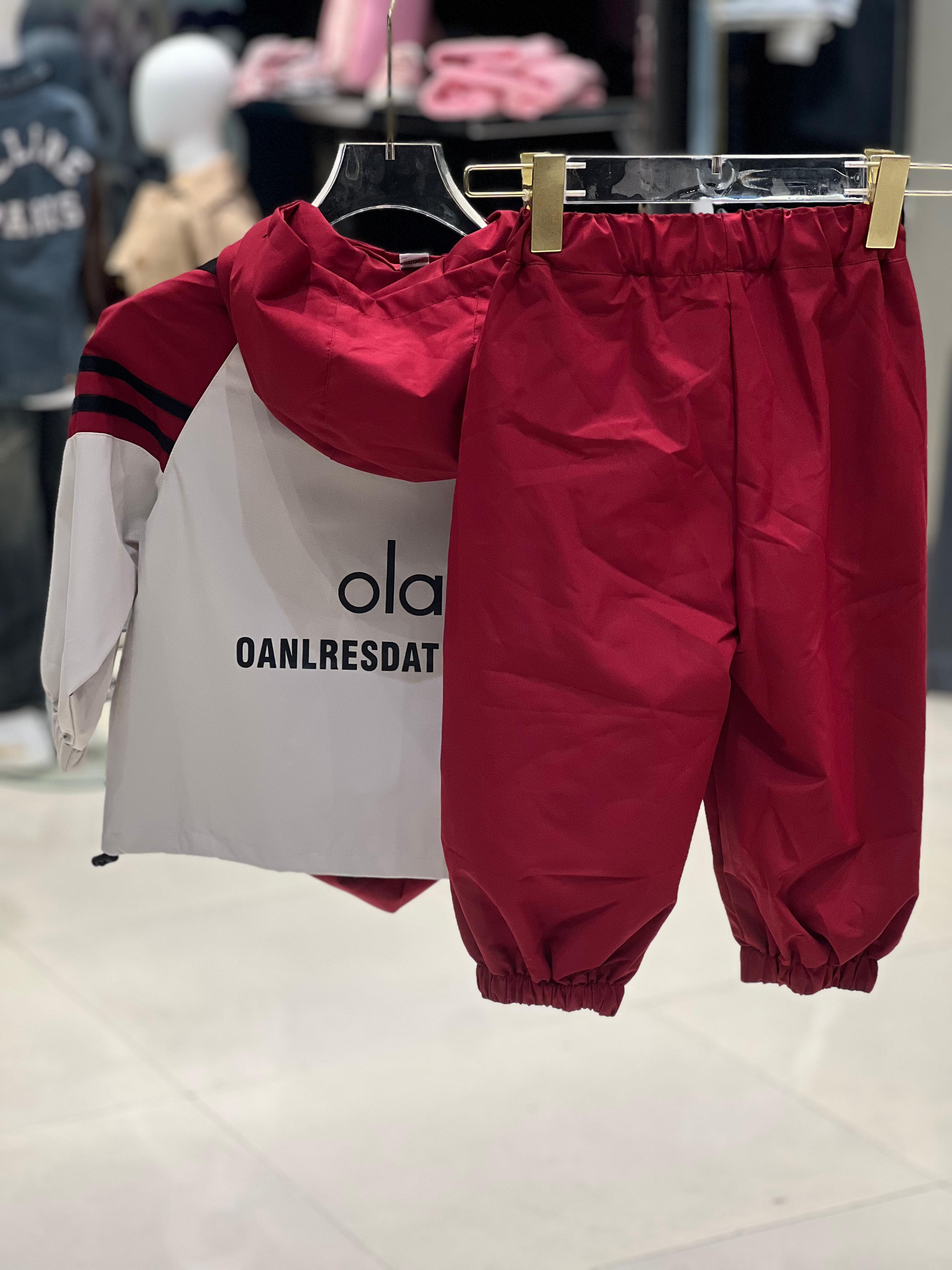Alo Kids - "Ola" Graphic Tracksuit Set & Bag - Red/Beige