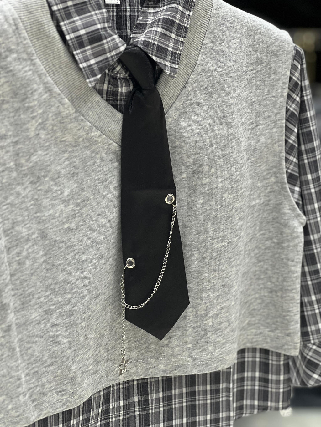 Kids Trendy Sweater Vest & Shirt Outfit w/ Chain Tie and Joggers - Grey