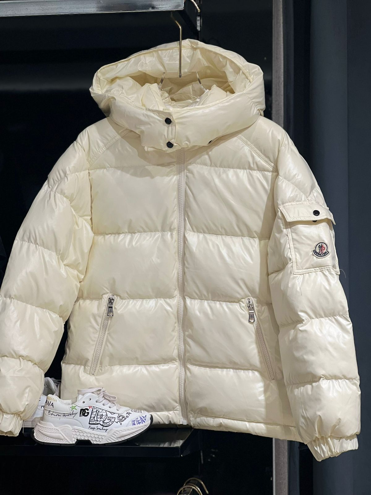 Moncler - Kids Ivory Glossy Puffer Jacket | Winter Down Coat with Logo