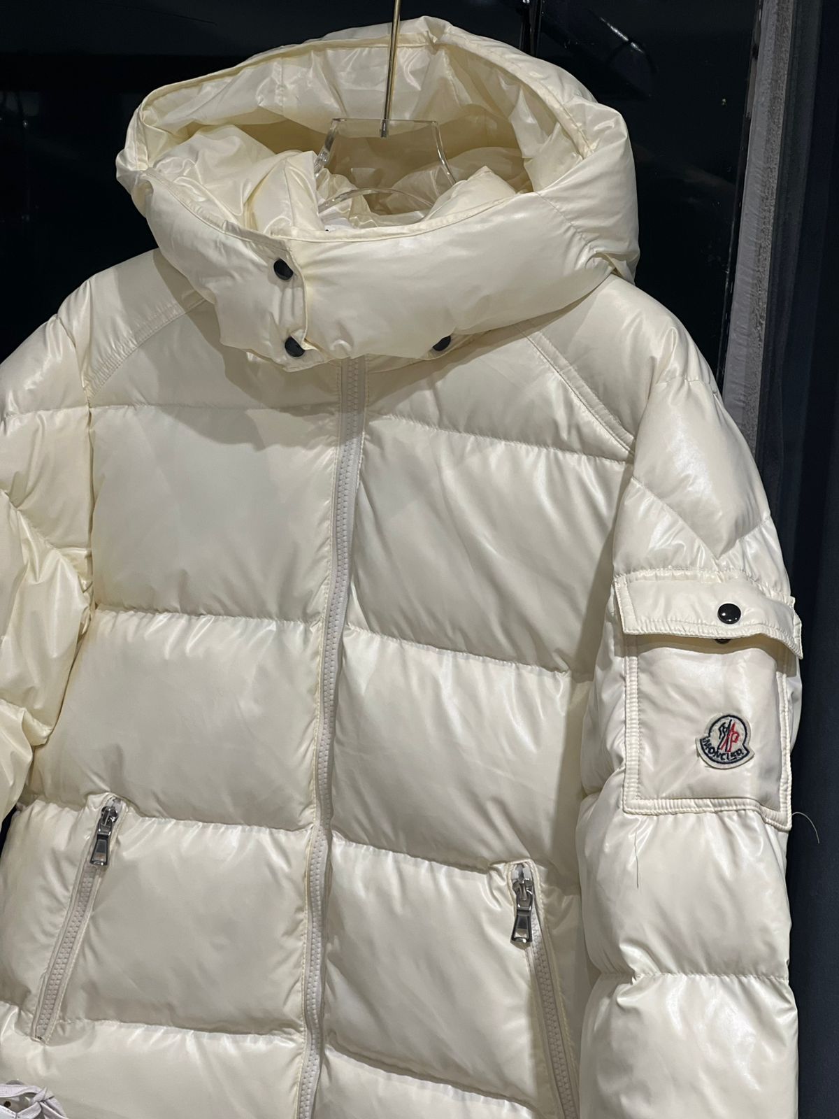 Moncler - Kids Ivory Glossy Puffer Jacket | Winter Down Coat with Logo