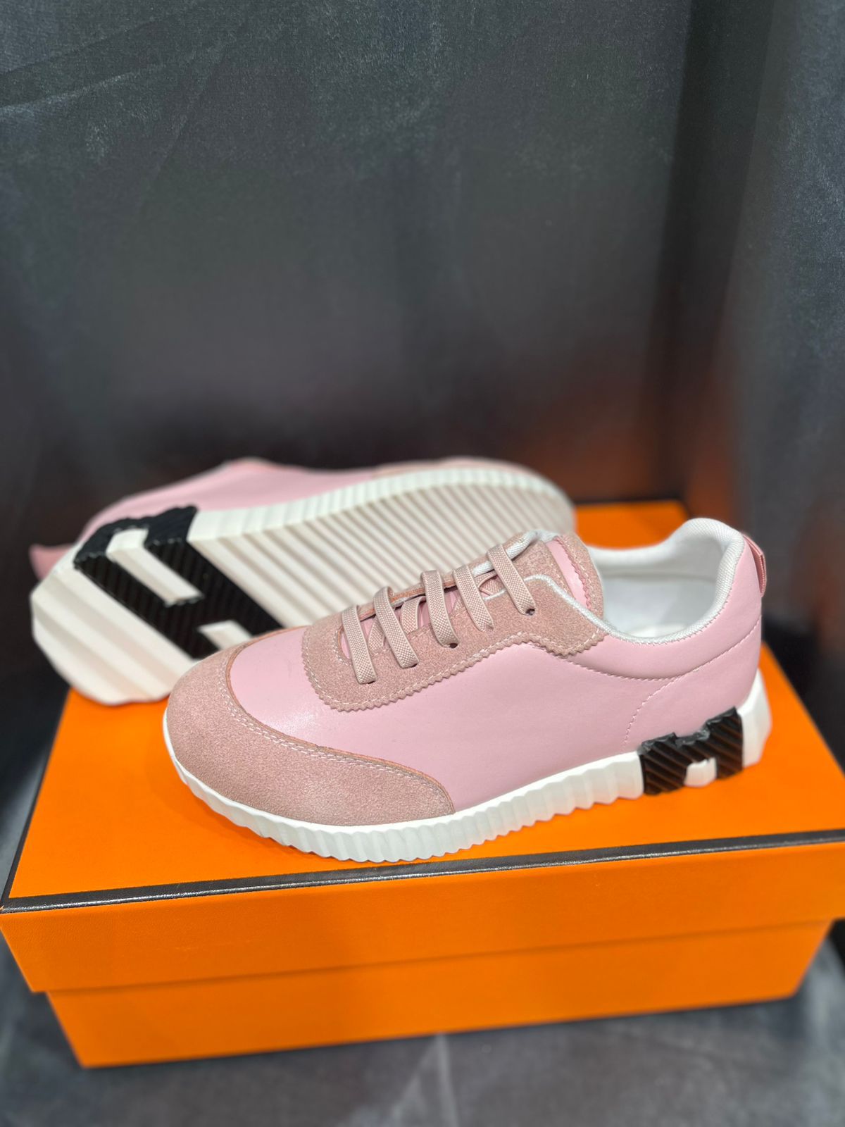 Hermes - Bouncing Sneakers – Rose/Pink Suede & Leather Mix