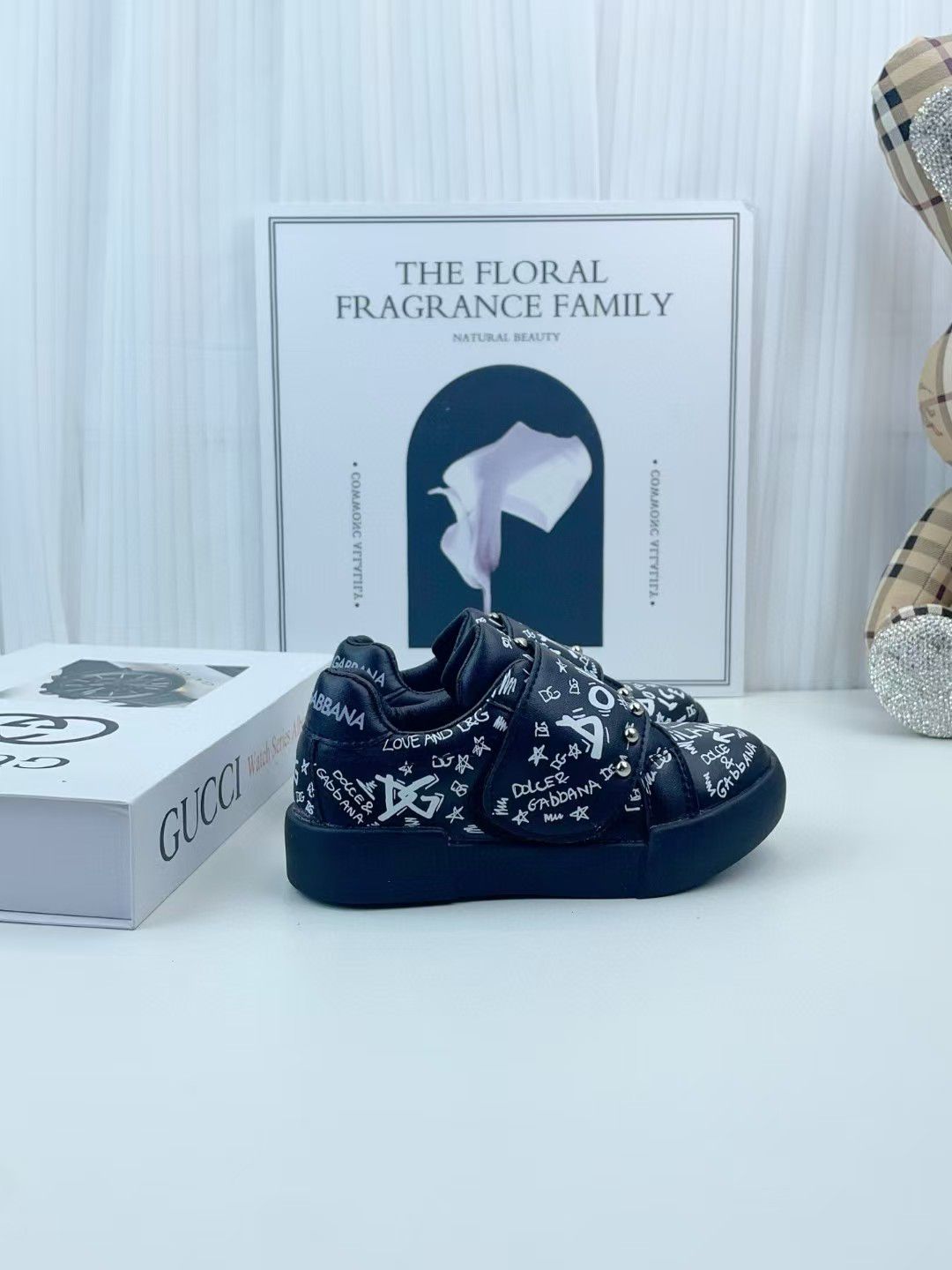 Dolce & Gabbana - Kids – Black Graffiti Logo Leather Slip-On Sneakers