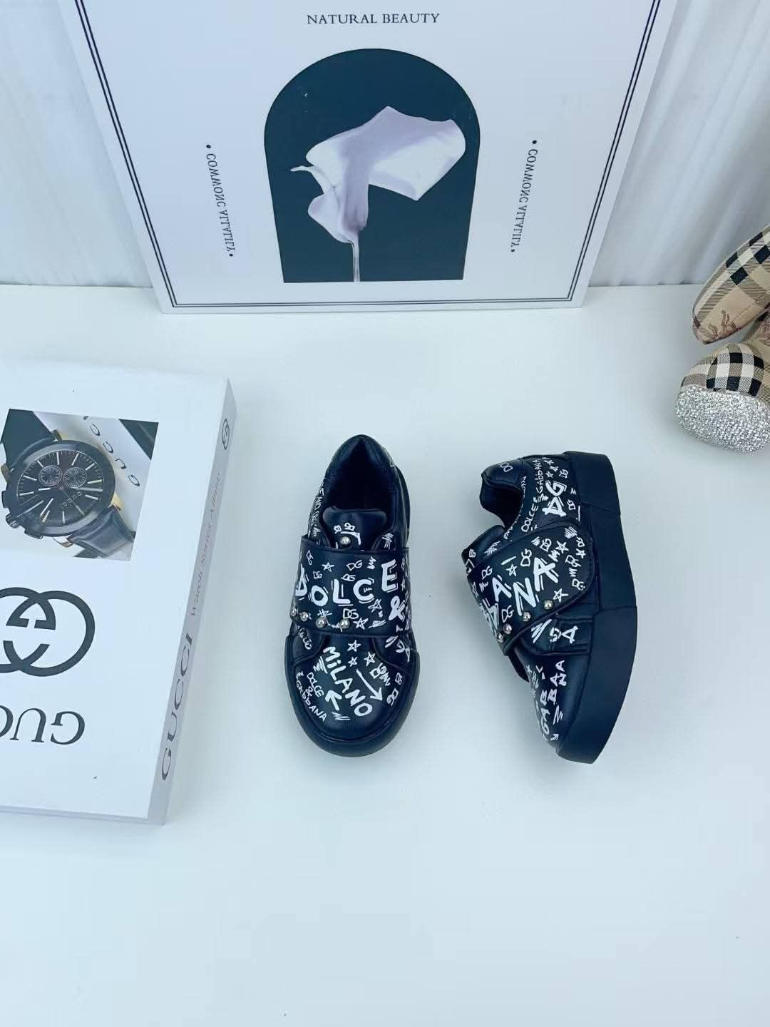 Dolce & Gabbana - Kids – Black Graffiti Logo Leather Slip-On Sneakers