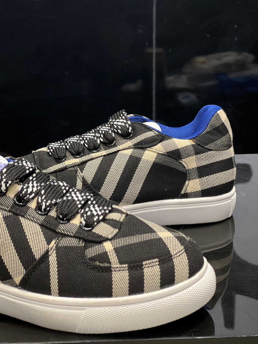 Burberry - Junior Plaid Low-Top Trainers with Patterned Laces