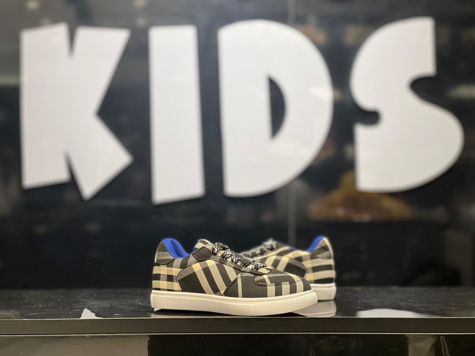 Burberry - Junior Plaid Low-Top Trainers with Patterned Laces