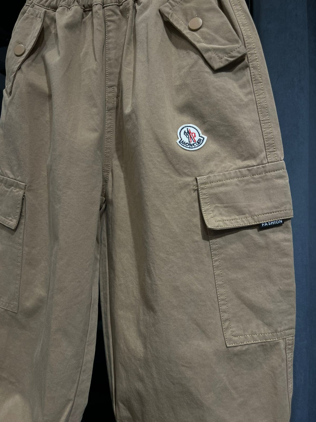 Moncler - Enfant Boys Beige Cotton Cargo Joggers with Logo Patch