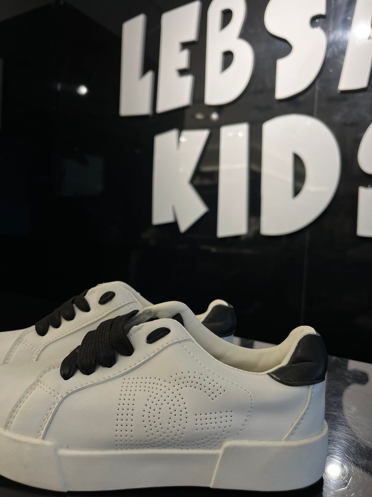 Dolce & Gabbana - Junior White Leather Sneakers with Contrast Laces