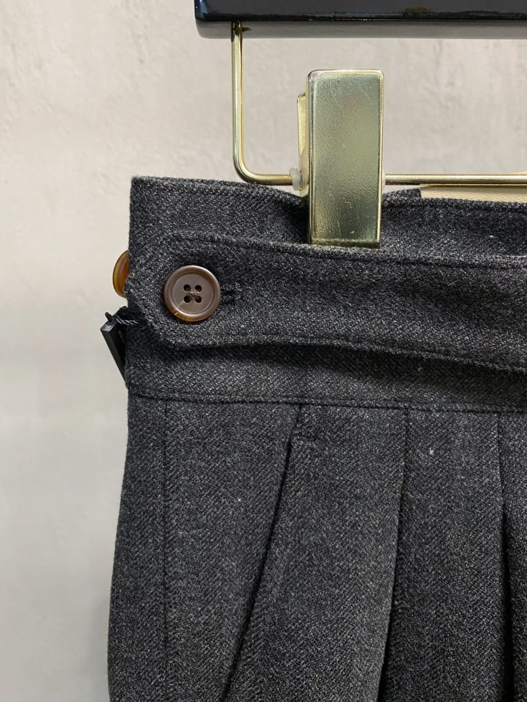 Burberry - London Charcoal Grey Wool Pleated Trousers