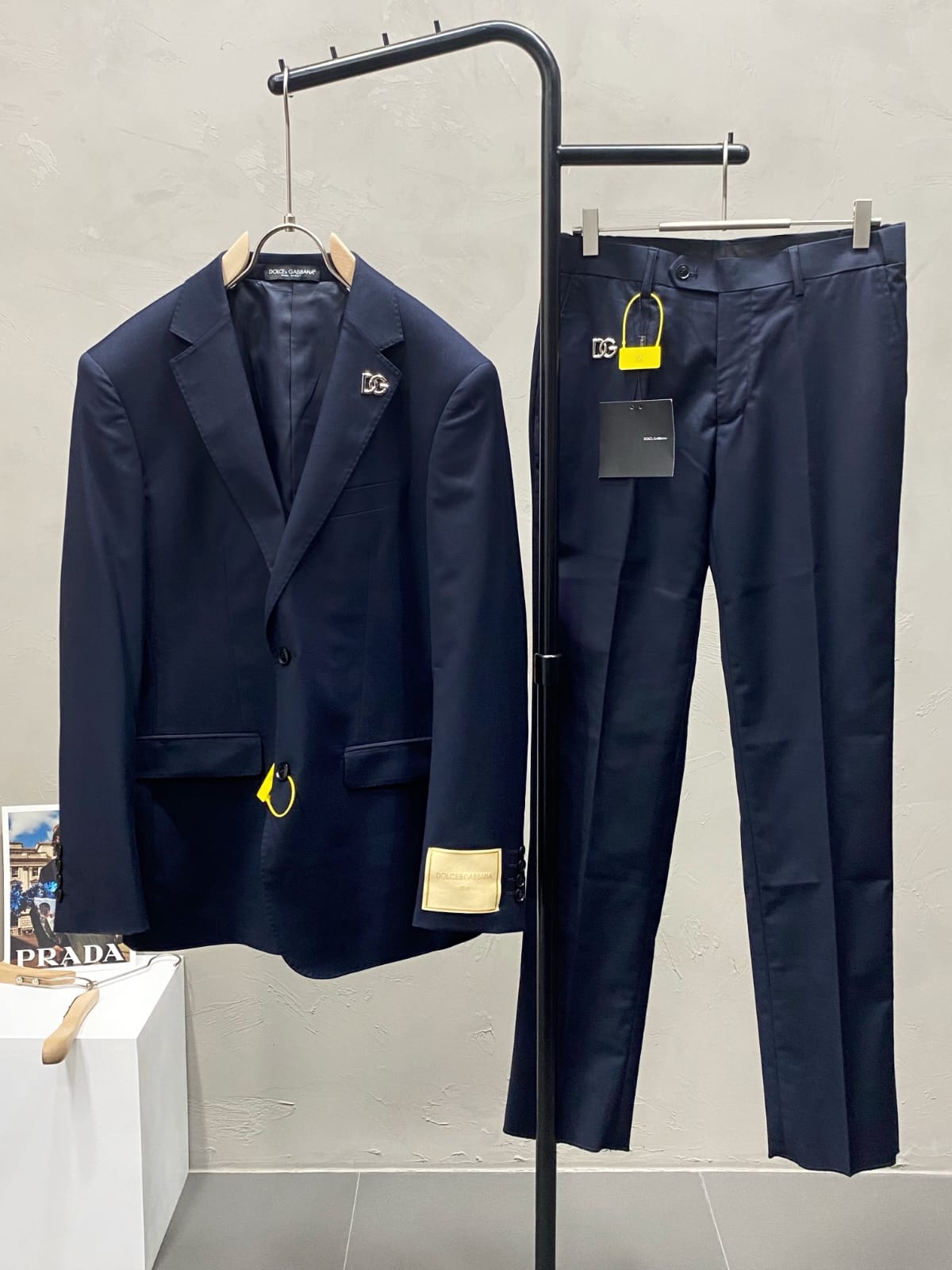 Dolce & Gabbana - Navy Single-Breasted Suit
