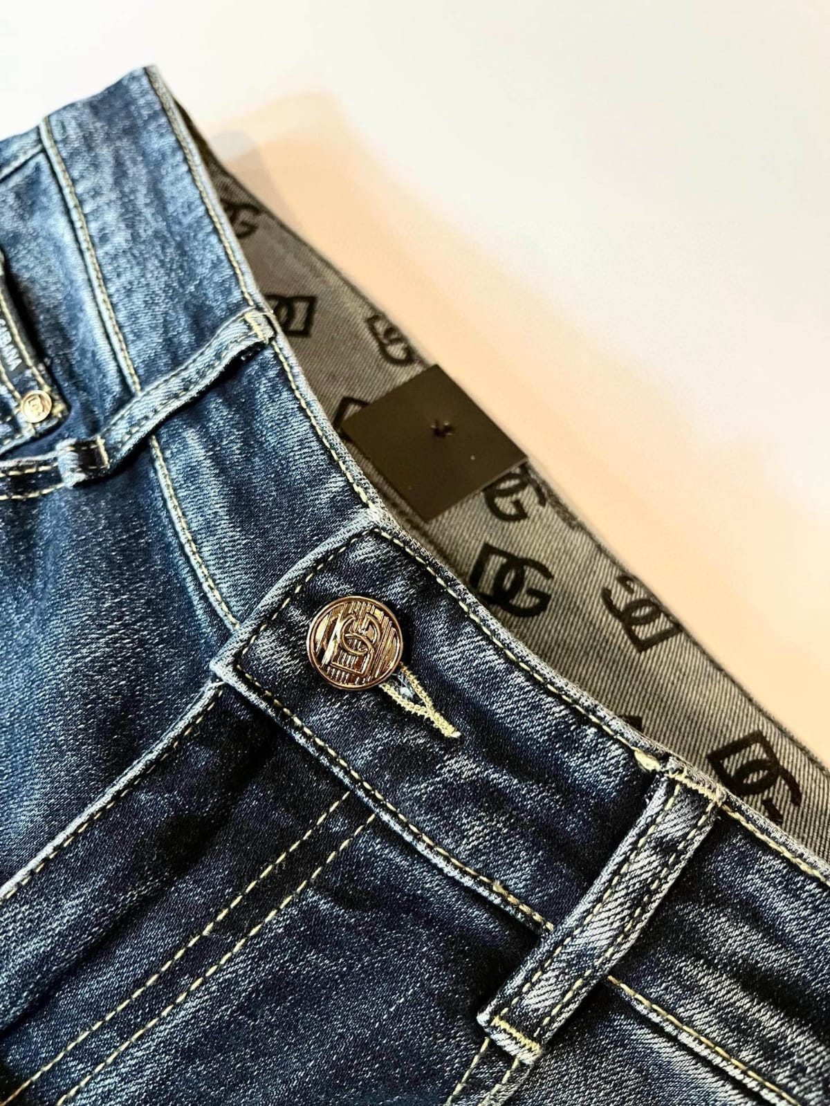 Dolce & Gabbana - Dark Indigo Wash Men's Slim Denim Jeans