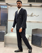 Tom Ford - Signature Double-Breasted Peak Lapel Navy Suit