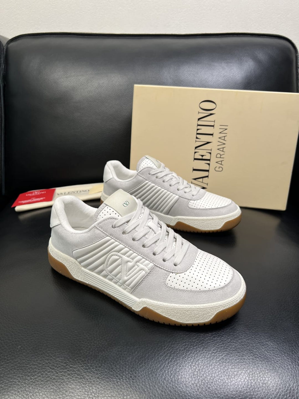 Valentino Garavani - MS-29 Low-Top Sneakers – White/Grey/Gum