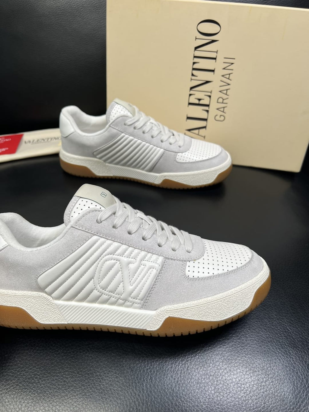 Valentino Garavani - MS-29 Low-Top Sneakers – White/Grey/Gum