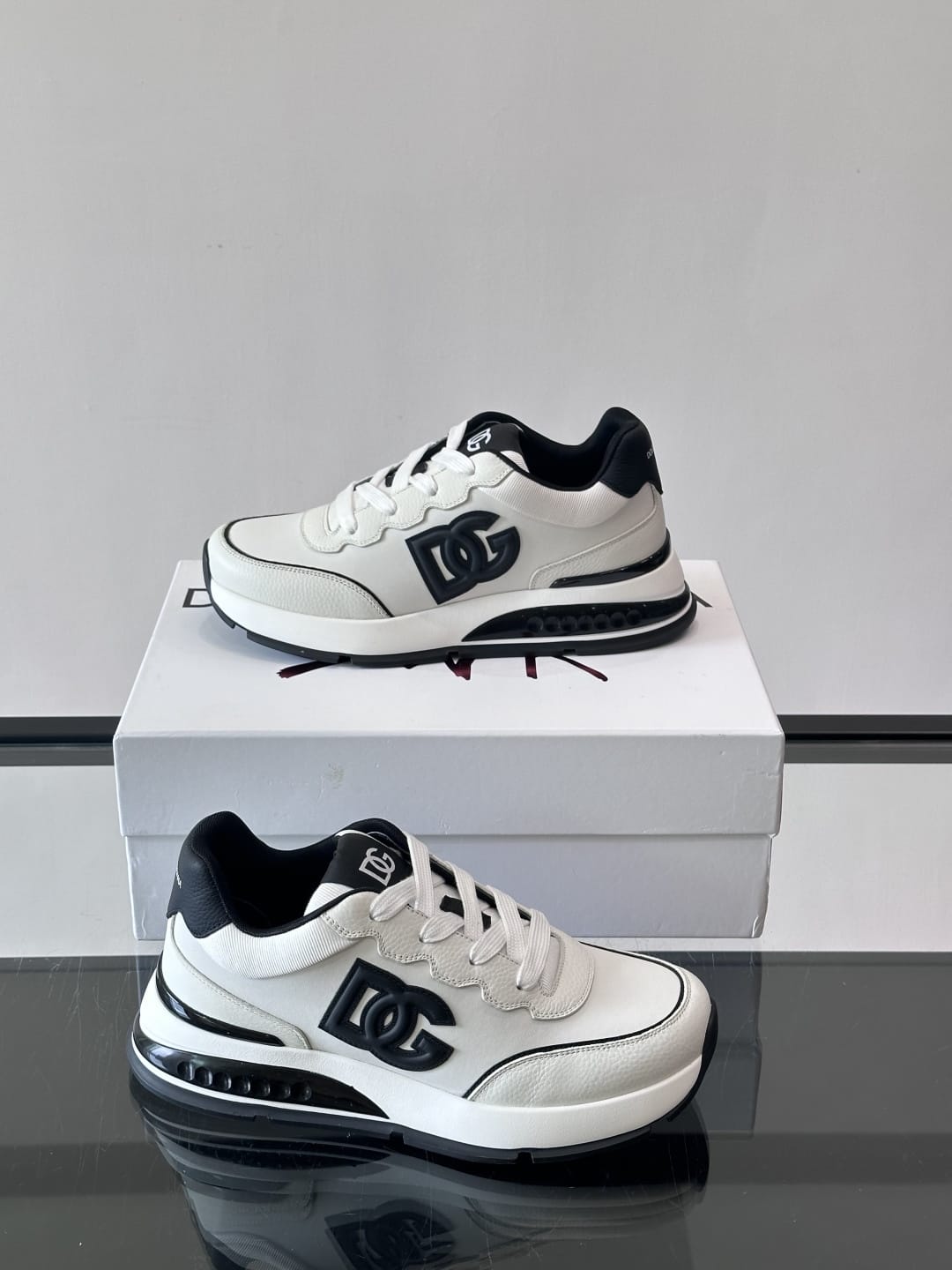 Dolce & Gabbana - Daymaster Calfskin Sneakers – White & Black