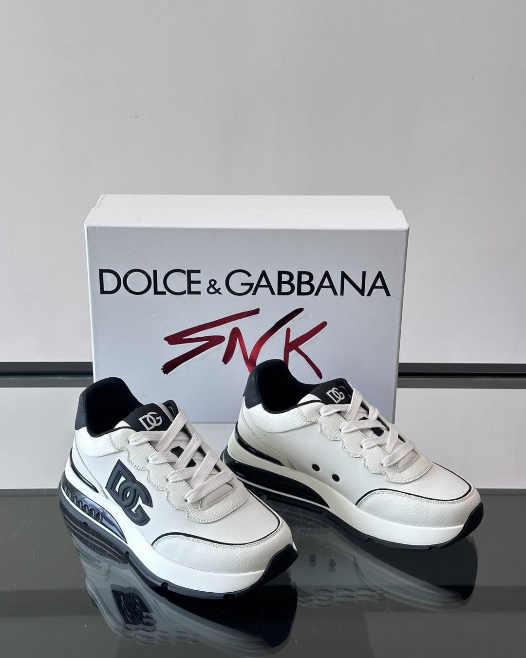 Dolce & Gabbana - Daymaster Calfskin Sneakers – White & Black