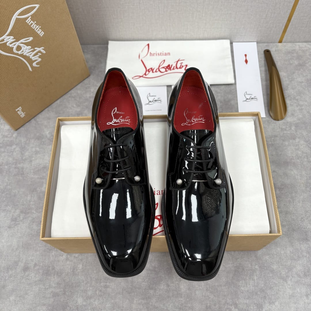 Christian Louboutin - Greggo Patent Leather Oxford Dress Shoes