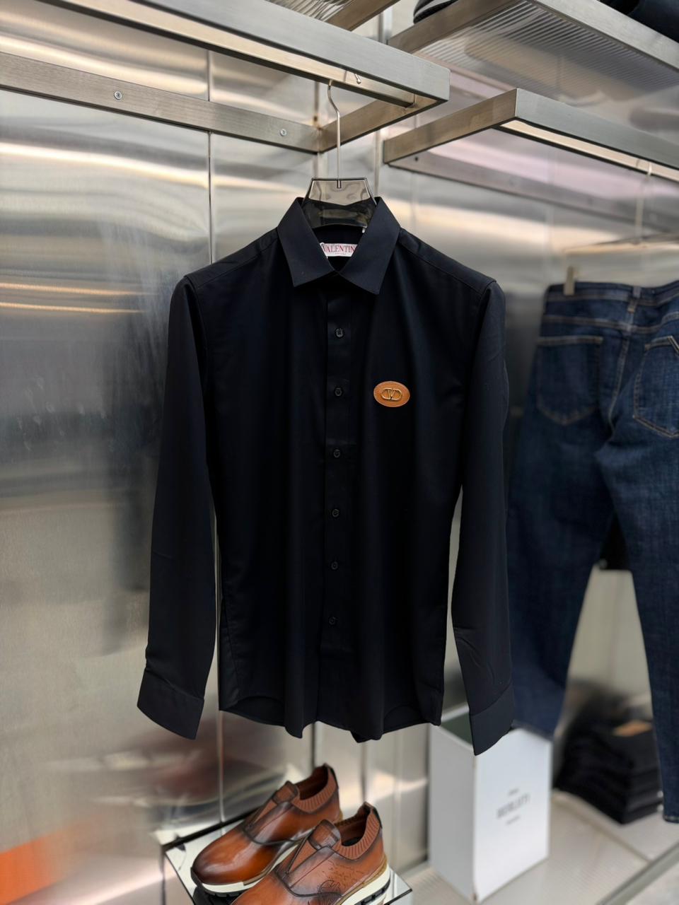 Valentino - VLogo Signature Leather Patch Poplin Shirt — Nero Black