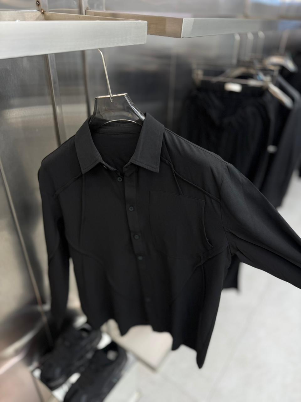 Zeroly - Men’s Sculpted Panel Architect Shirt in Stealth Black