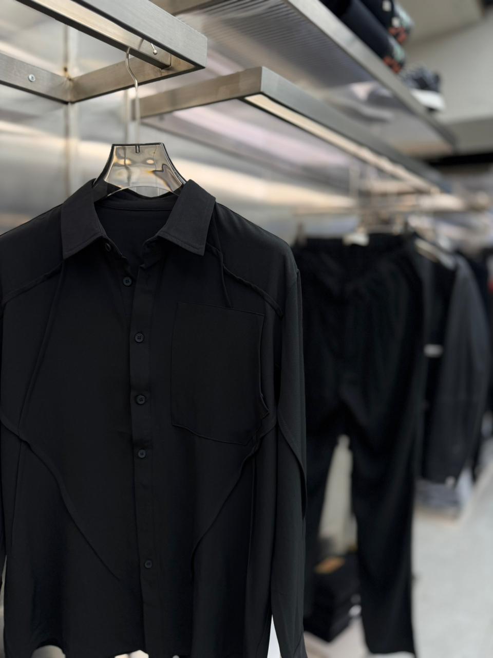 Zeroly - Men’s Sculpted Panel Architect Shirt in Stealth Black