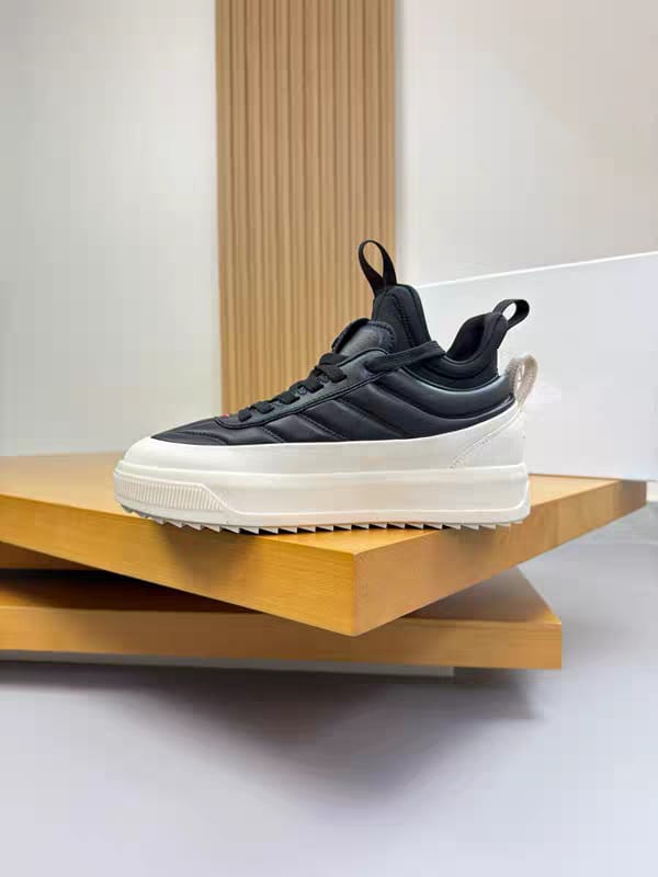 Moncler - Men's Peak Textured Leather Chunky Sneakers