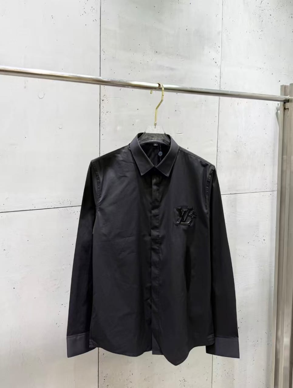 Louis Vuitton - Black Long-Sleeve Shirt w/ Textured Logo