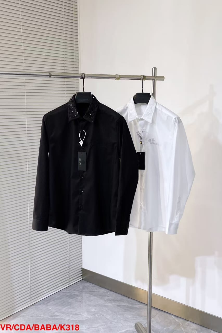Versace - Men's Black Collar Button-Down Shirt