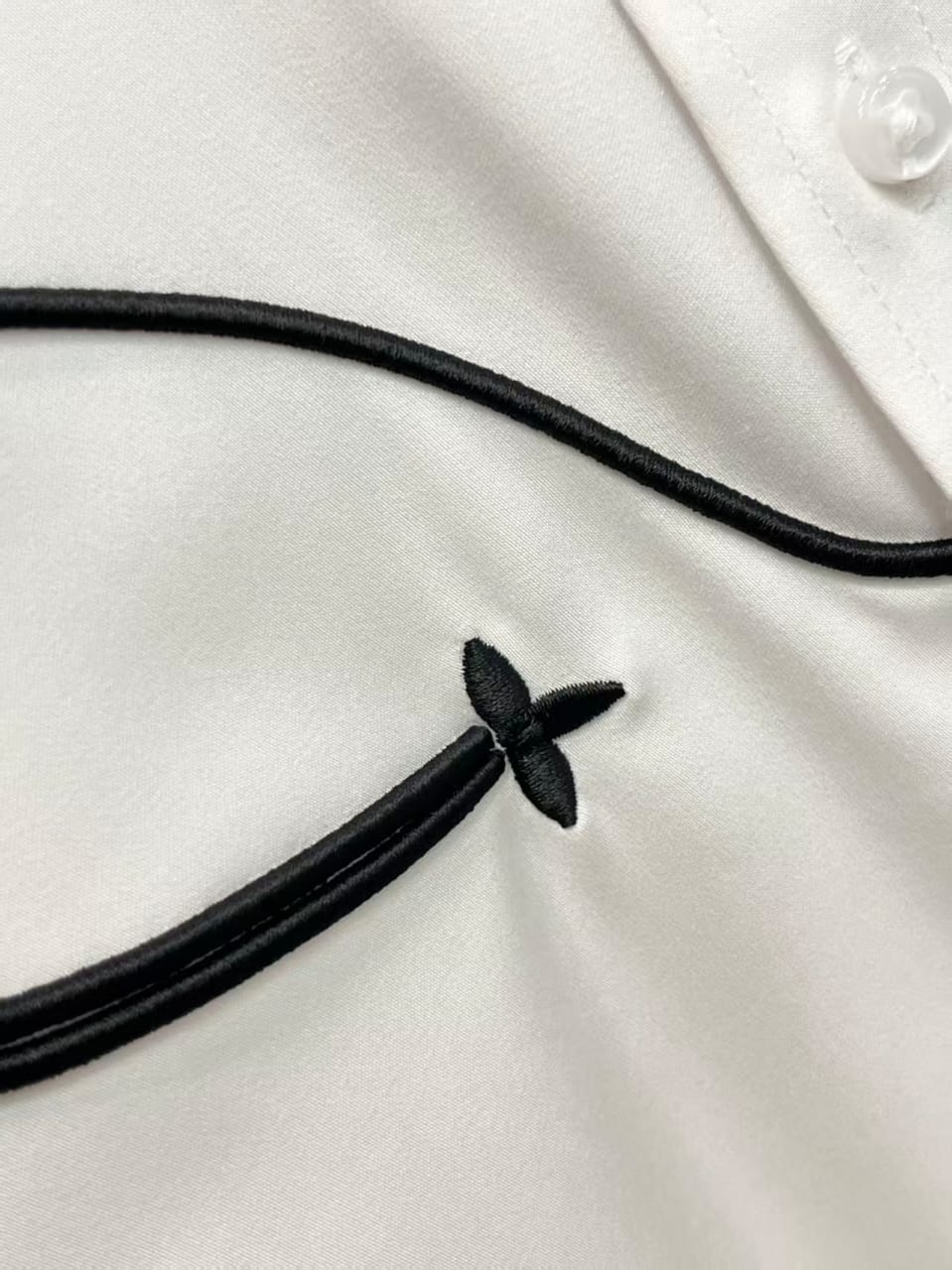 Louis Vuitton - Signature X-Smile White Shirt