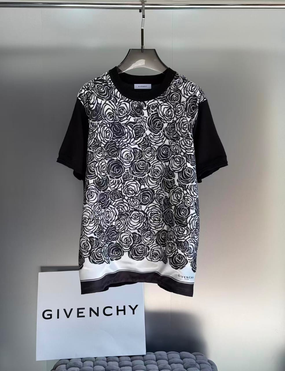 GIVENCHY - Monochrome Rose Print Contrast Panel T-Shirt
