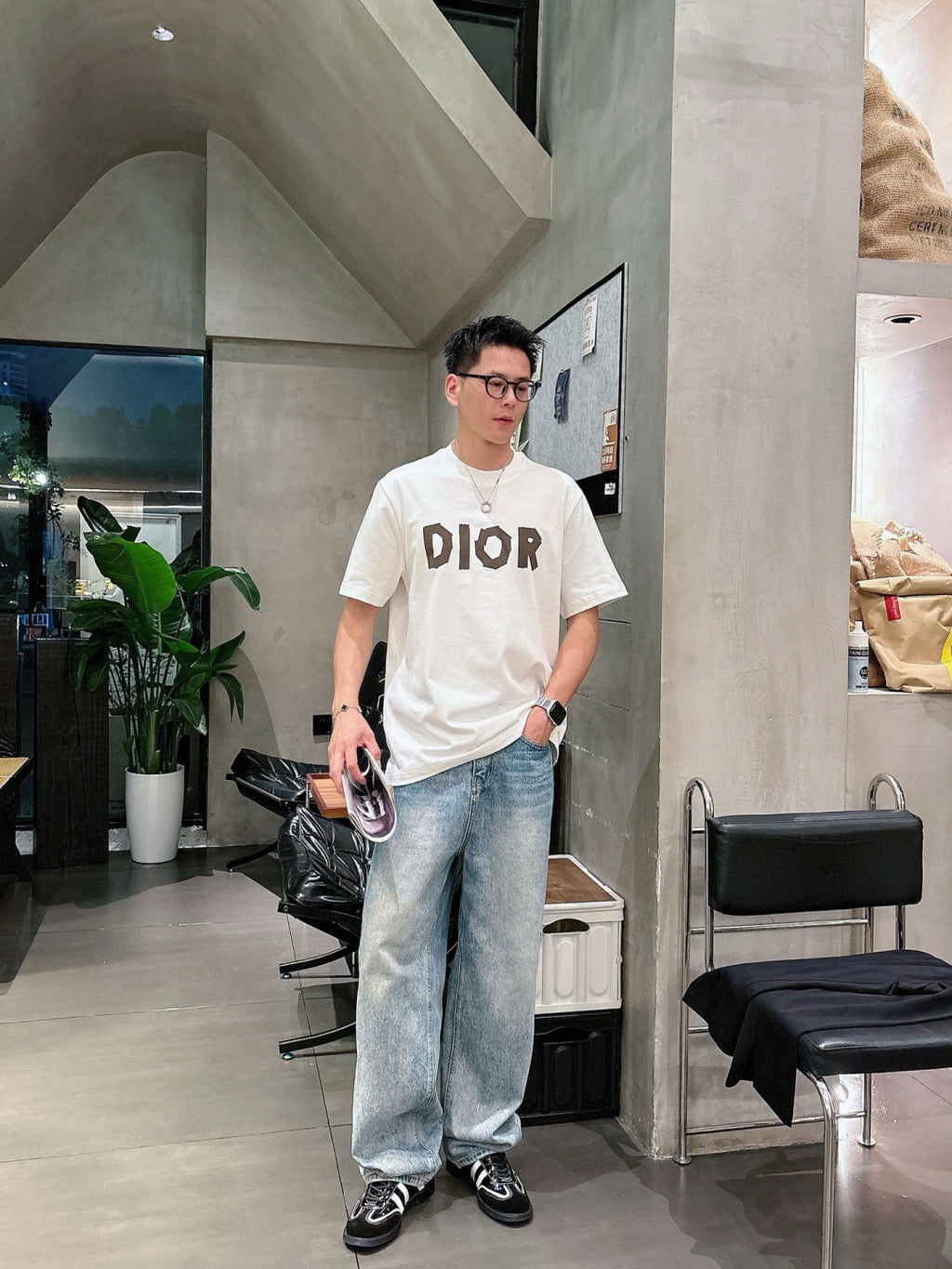 Dior - Oblique Appliqué Logo T-Shirt in Off-White